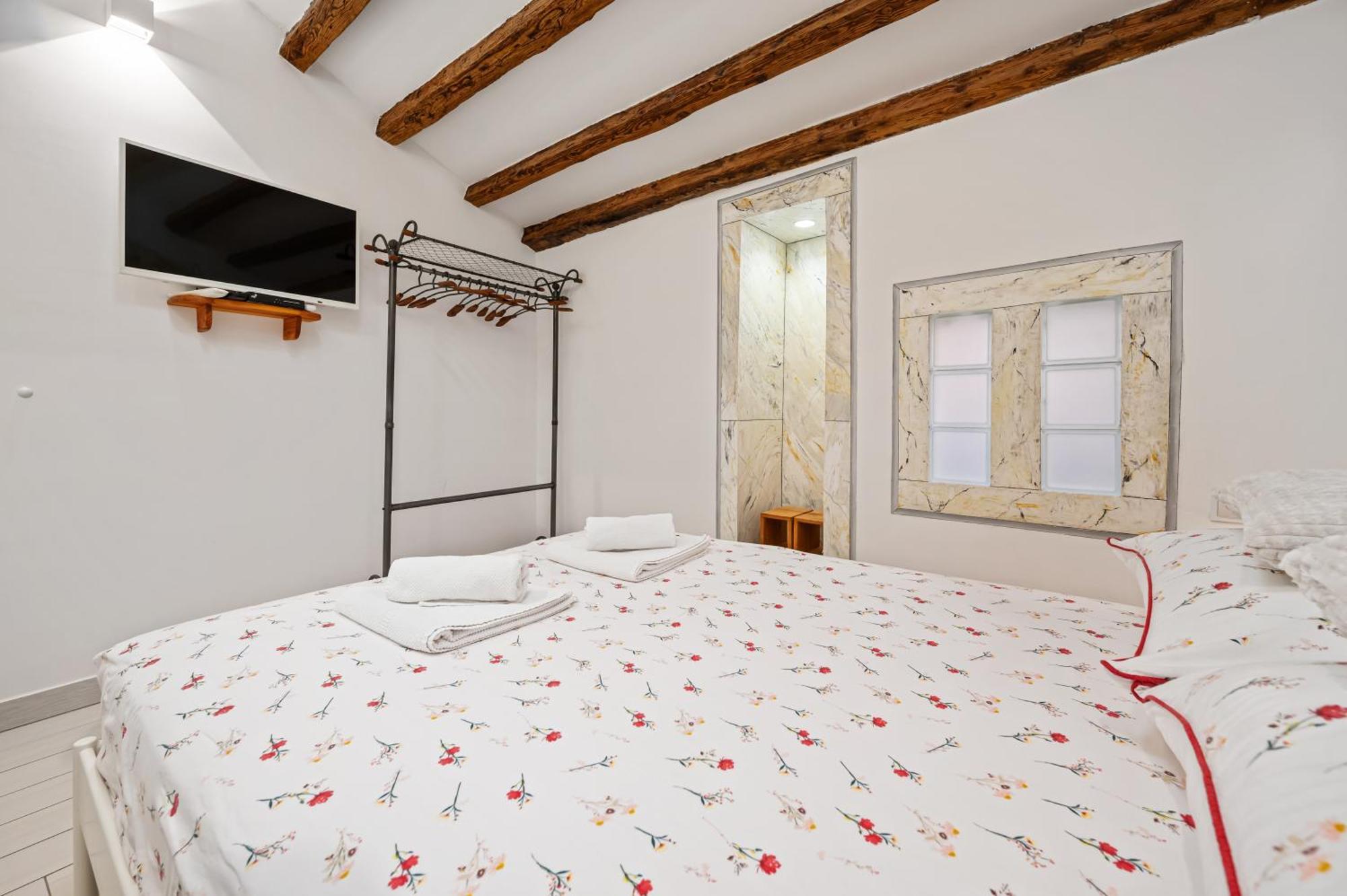 Apartman Tutto Bene Rovinj Bagian luar foto